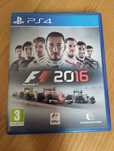 Vând formula 1 2016 joc video pentru PS 4