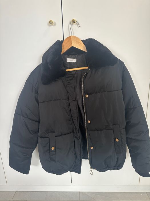 Яке с пухена яка от MANGO