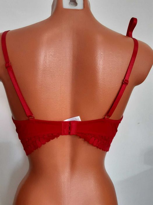 sutien de dantela cu intaritura, adrienne vittadini