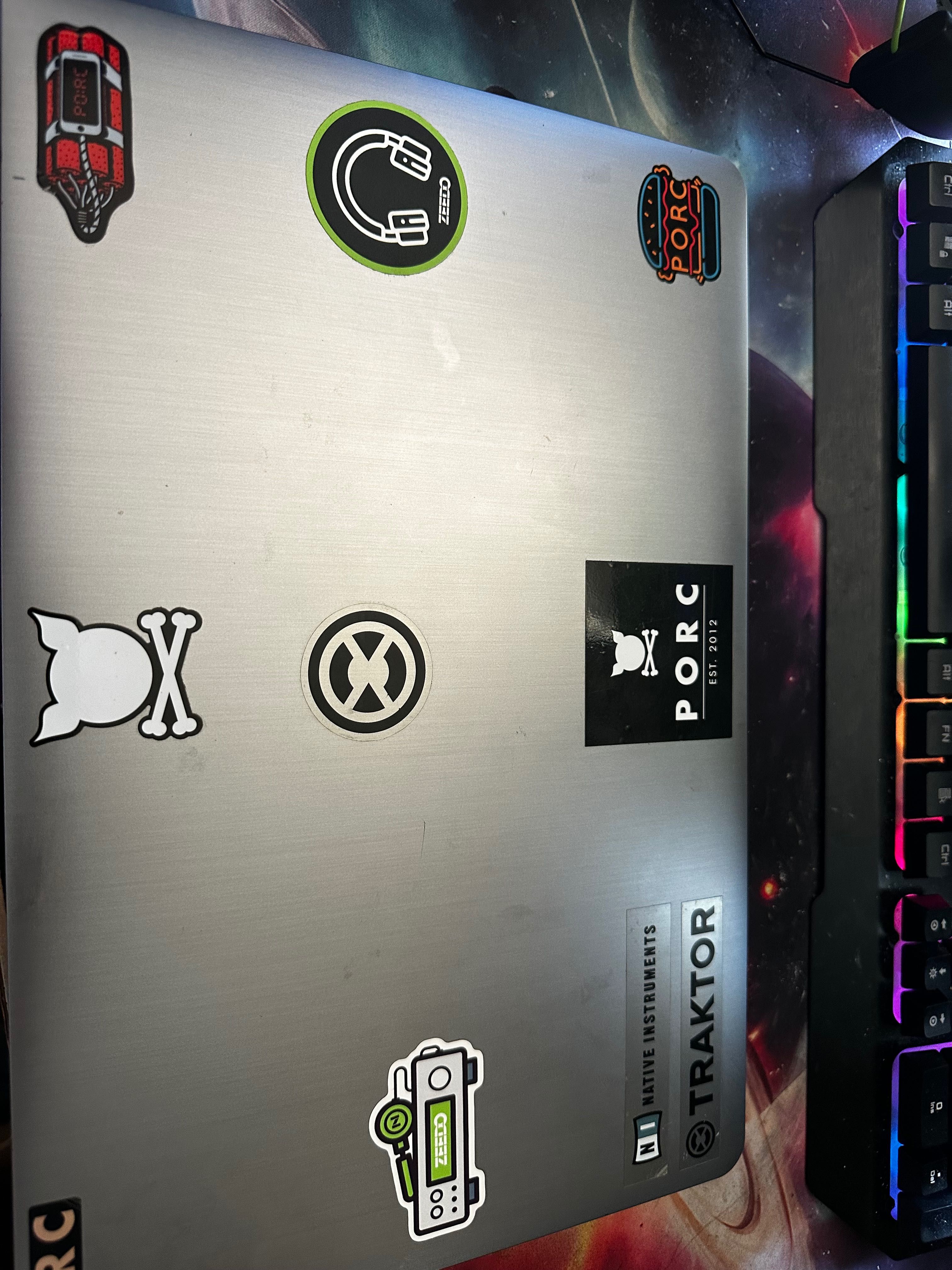 Lenovo IdeaPad 3 15ALC6 - Defect
