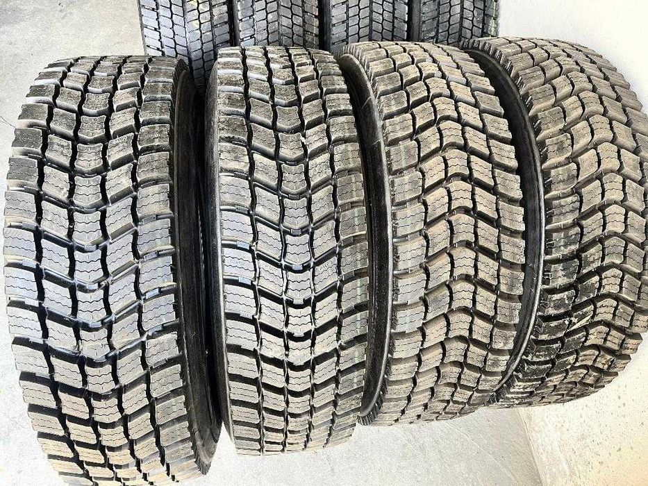 Set 4 bucati tractiune Anvelope Resapate 315/70R22,5
