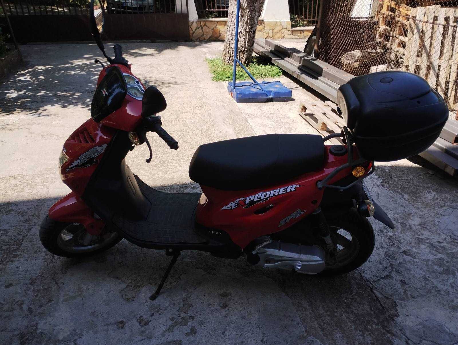 Скутер Explorer GE 50