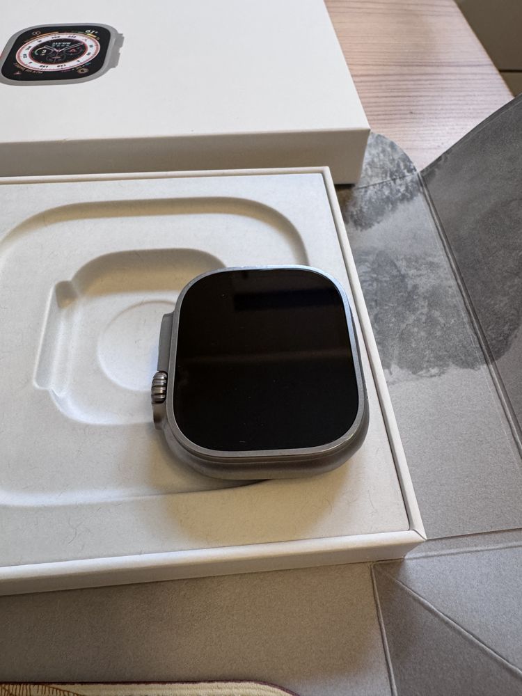 ПЕРФЕКТЕН! Apple watch Utra пълен комплект
