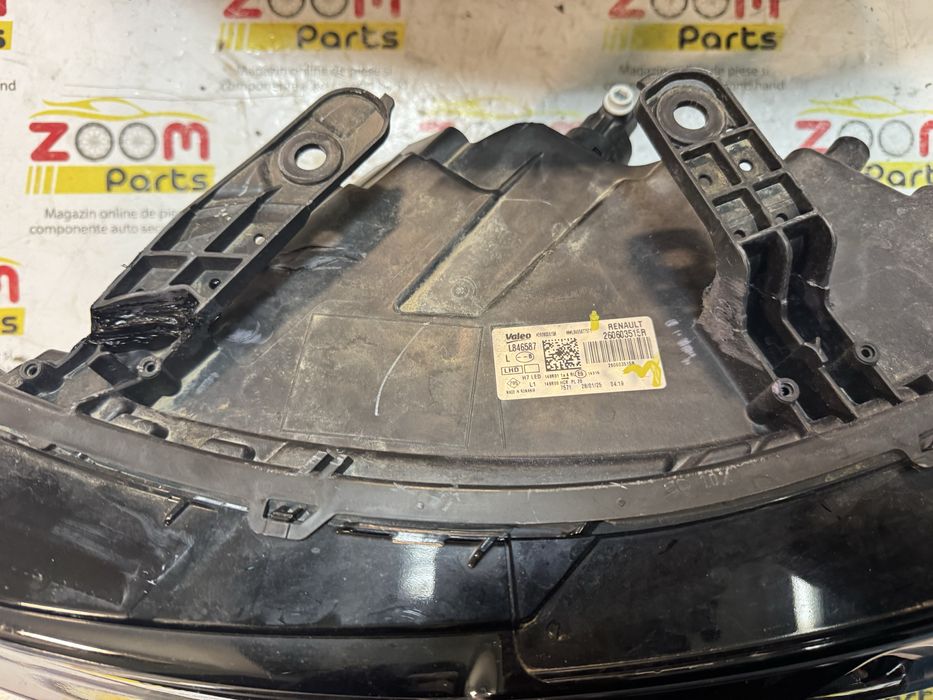 Far stanga dreapta full LED Dacia Duster 3 2024-2025-2026