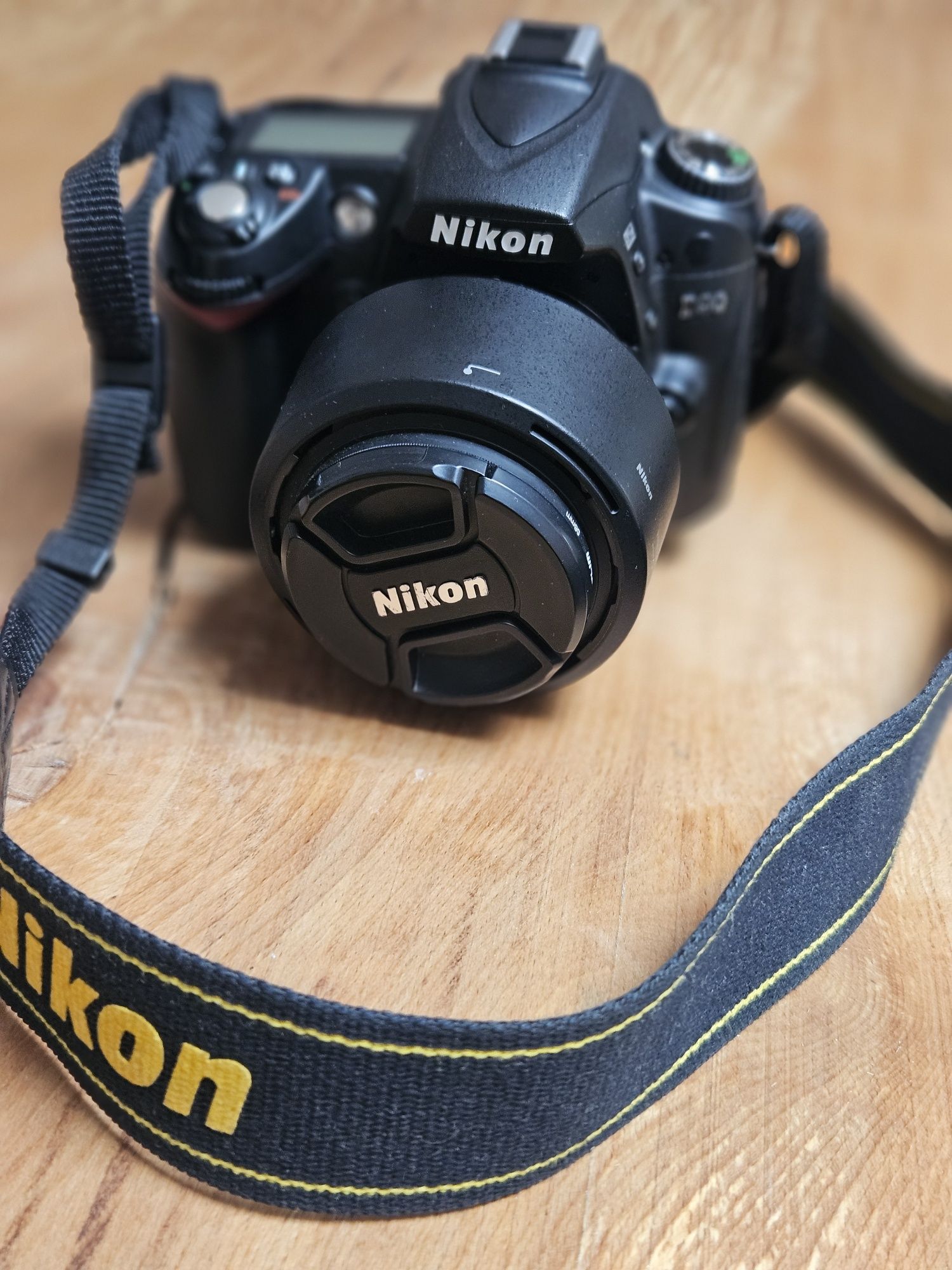 Nikon D90 с обектив Nikkor 50mm f1.8