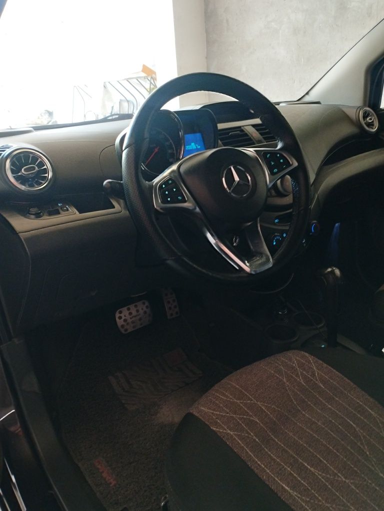 Продам Спарк 2019 автомат 4 позиция