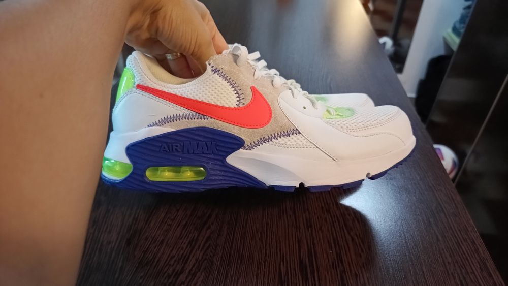 Adidași Nike Air Max dama.