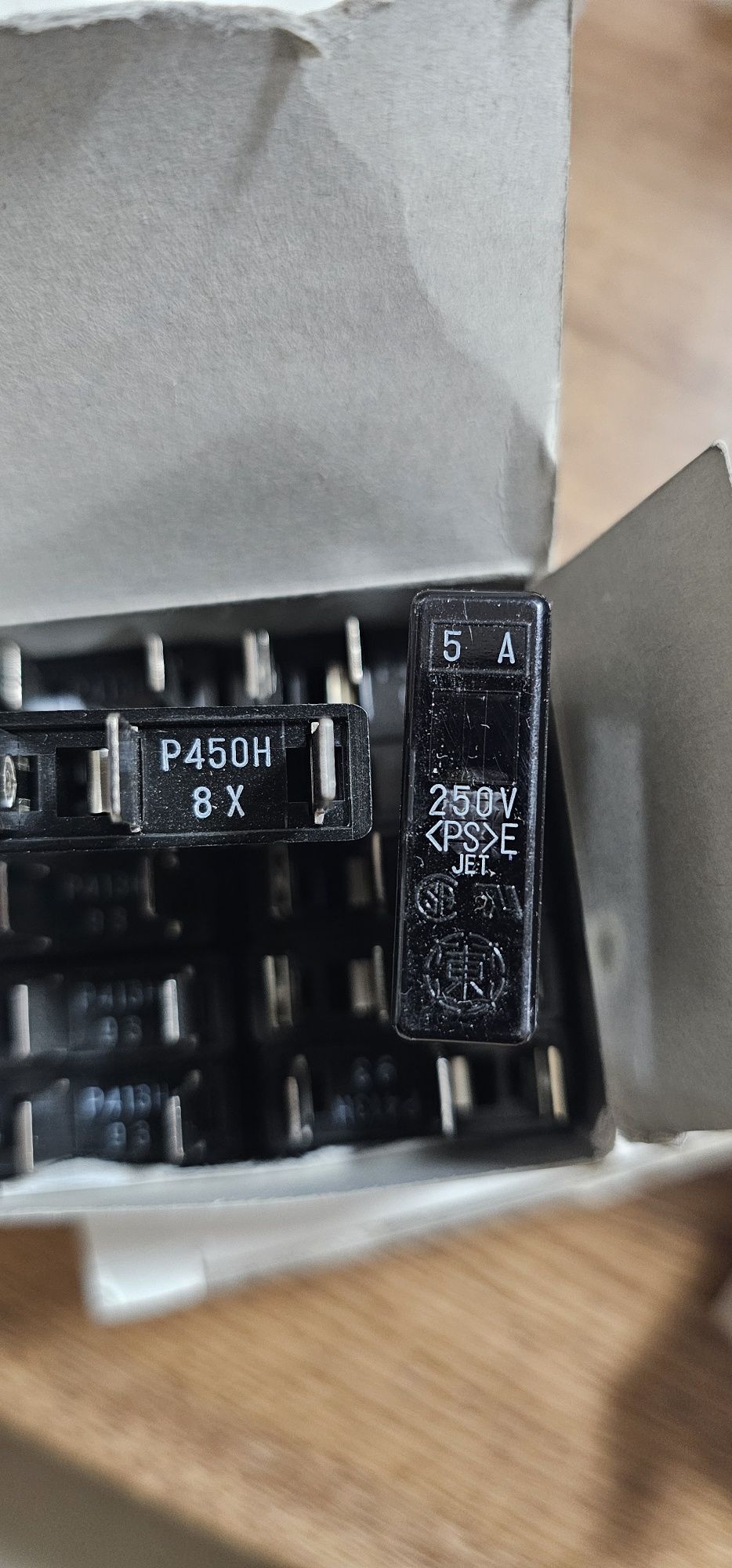 предохранители FANUC DAITO Fuse Р413Н 1.3A