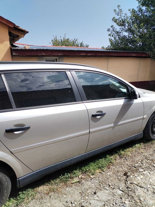 De vanzare Opel Vectra 1.9 TDI 2300 EURO  NEGOCIABIL