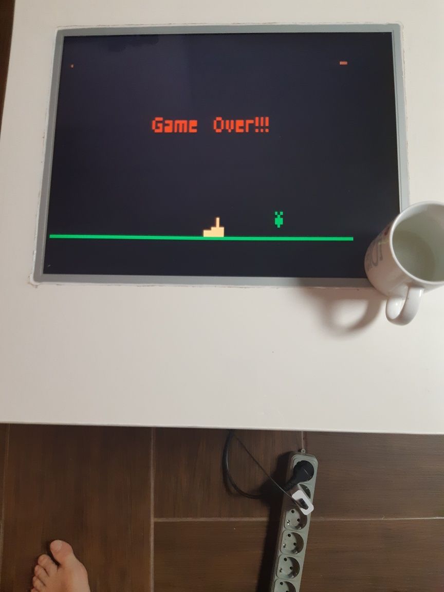 Masa cafea cu retro arcade inclus