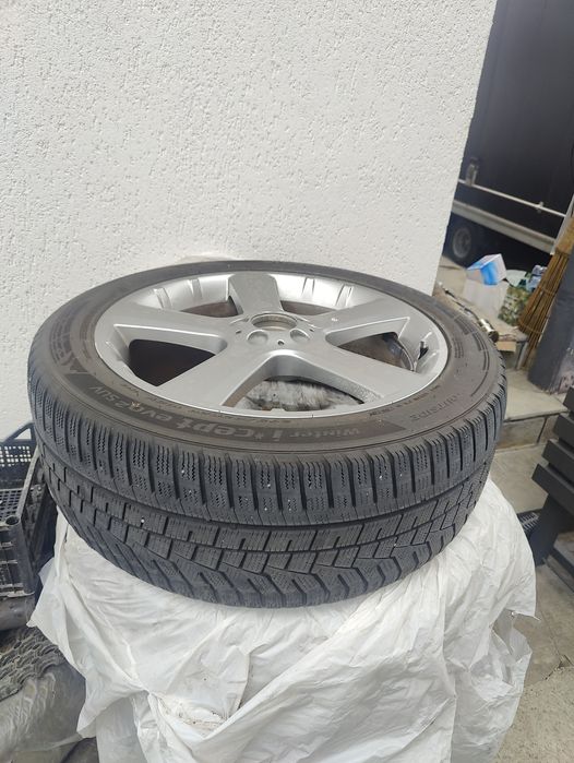 Vând Jante Mercedes