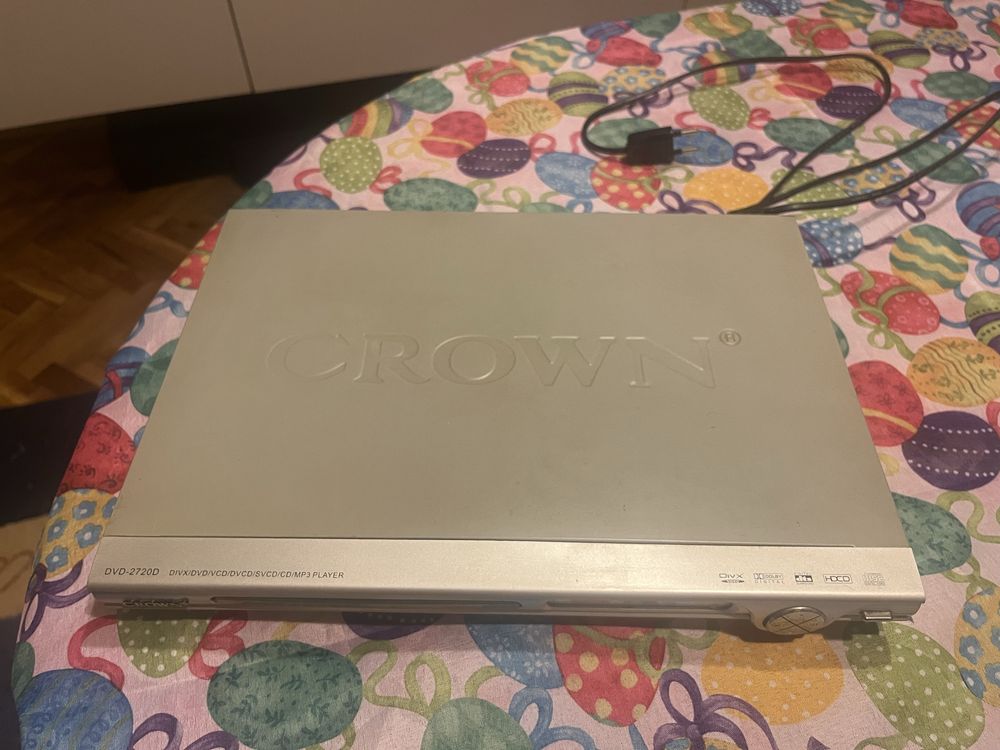 DVD Player Crown