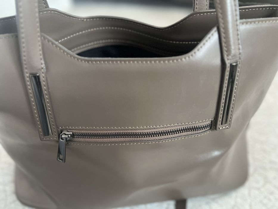 Geanta Genuine Leather