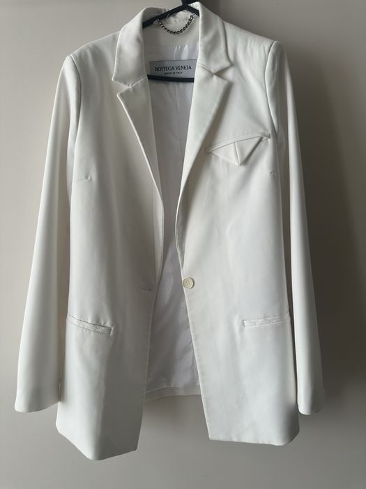 Чисто ново сако Bottega Veneta