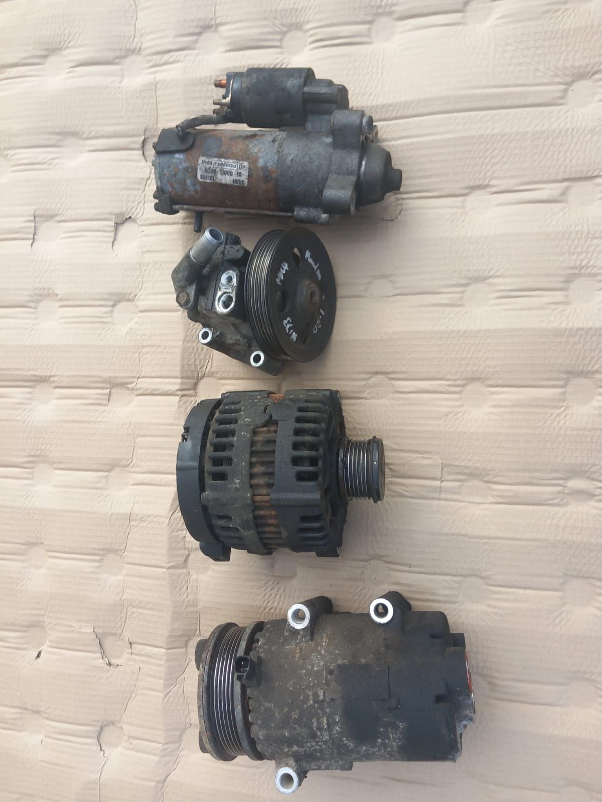 Compresor ac electromotor pompa alternator ford volvo 2.0 tdci euro 4