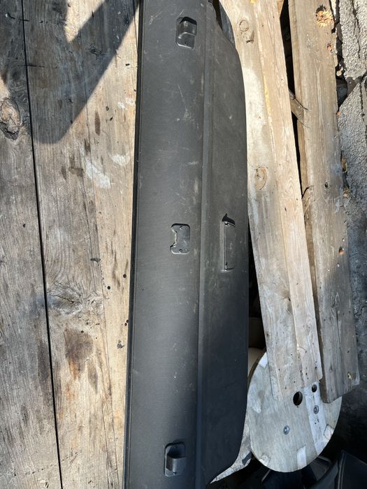 Щора за багажник ауди а4 б6