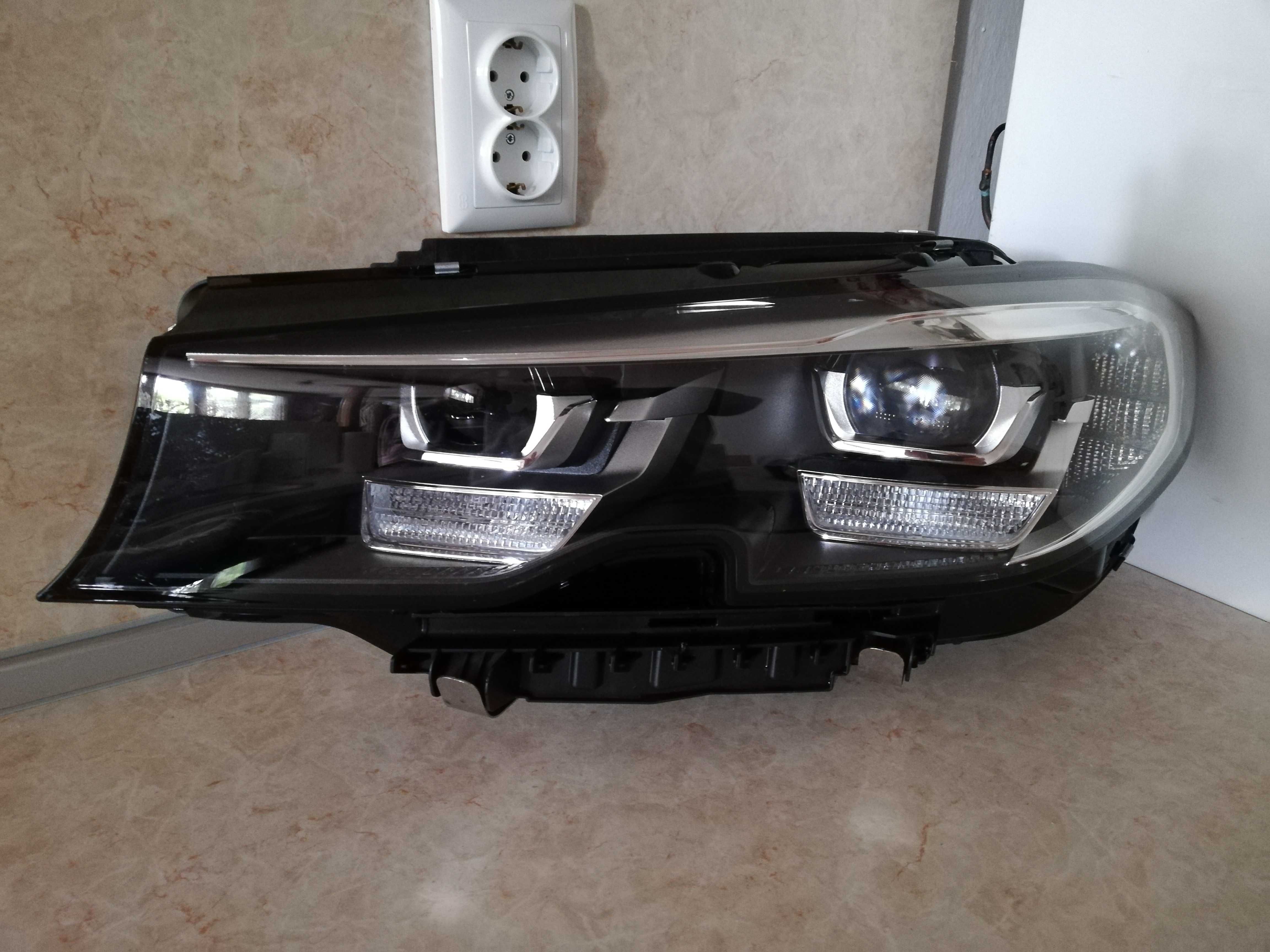 Фар БМВ Г20/Г21 LED Ляв 3-та серия/Фар BMW G20/G21 LED Фар BMW 3