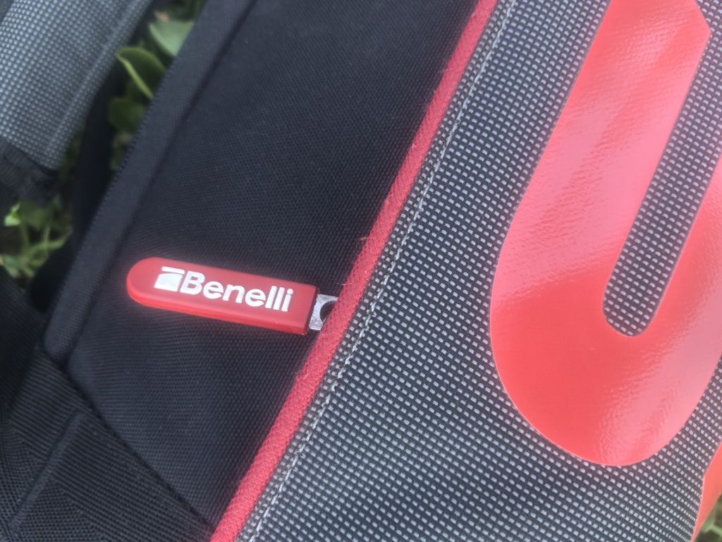 Оригинален калъф и ремък за ловен полуавтомат Benelli