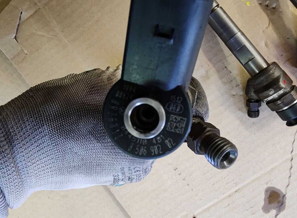 Injector Mini Countryman 1.6 diesel Cod injector 0445110401
