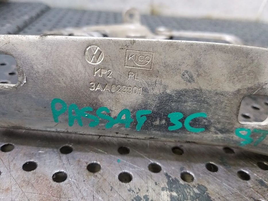 Set balamale capota stanga dreapta vw passat b6 3c 3aa823301 16027001a