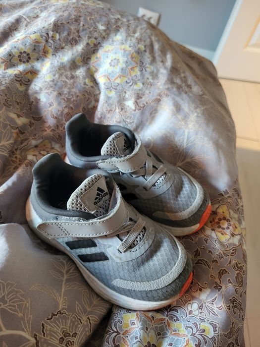 Adidasi adidas nr 23.5