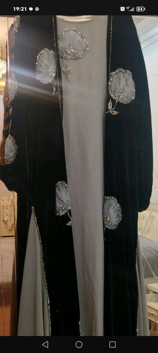 Dvoyka Abaya villur