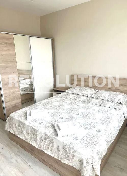 Дава се под наем Двустаен апартамент в Варна, Колхозен пазар - 60 кв.м за 500 € - Снимка #3