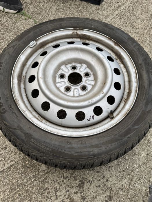 Cauciucuri iarnă 195/55 R16 cu genti