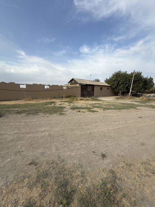 Sergeli Layle Maxallada 50 sotix yer sotiladi 3 tarafi kocha jiloy xuj