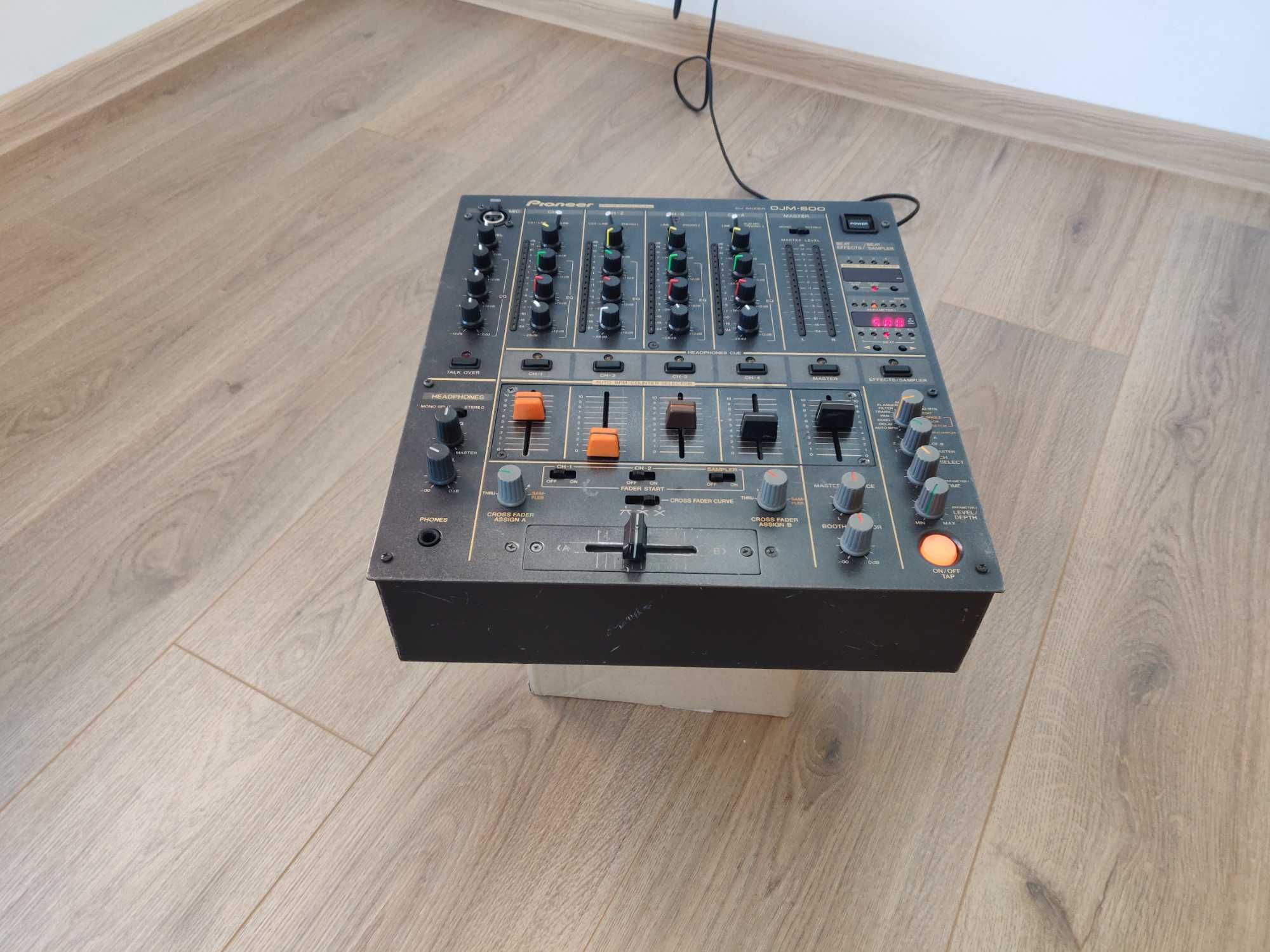 DJ Mixer Pioneer DJM 600