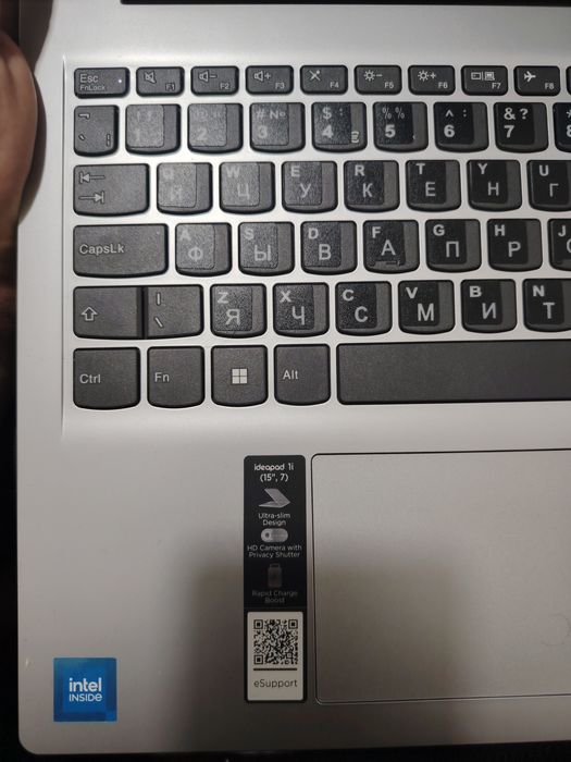 Noutbuk Lenovo 3 mln yangi