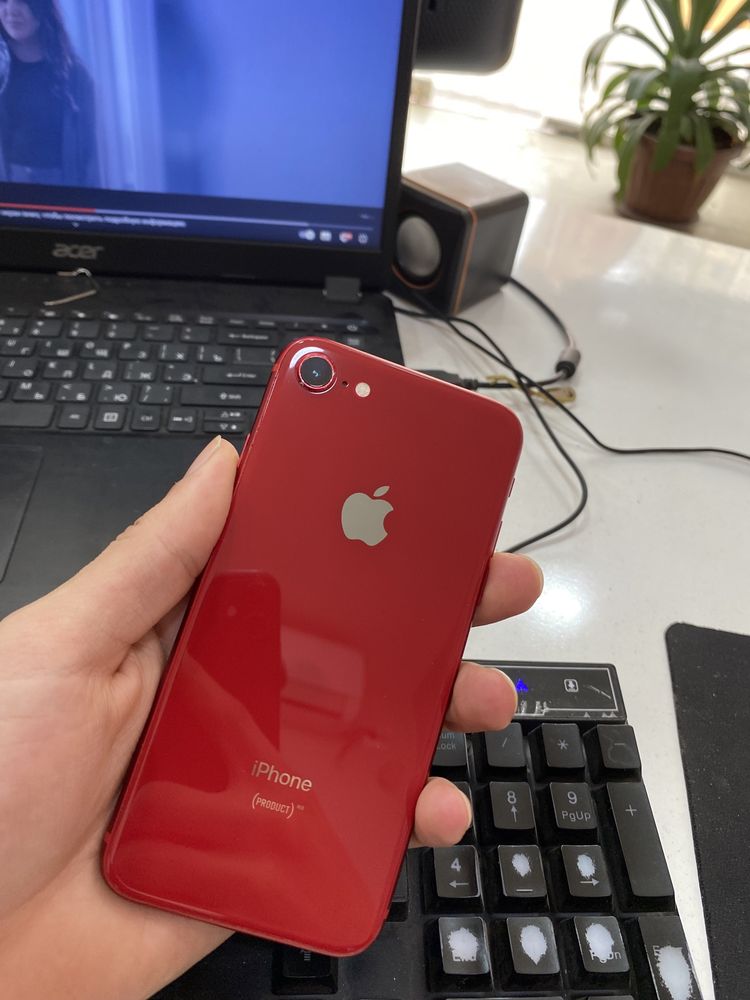 Iphone 8 64 Red Product