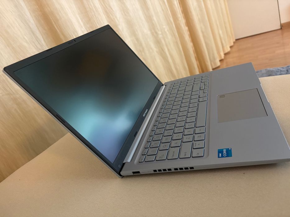 Laptop AsusVivobook