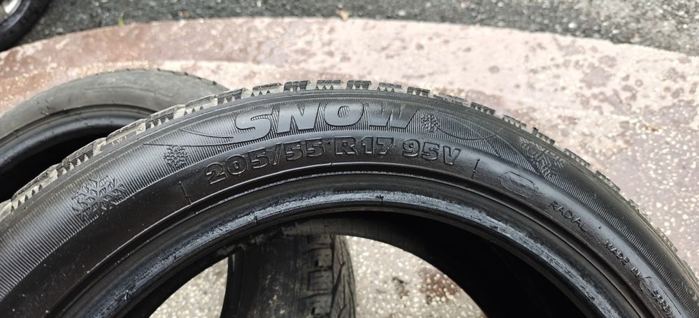 Cauciucuri iarna 205 55 17