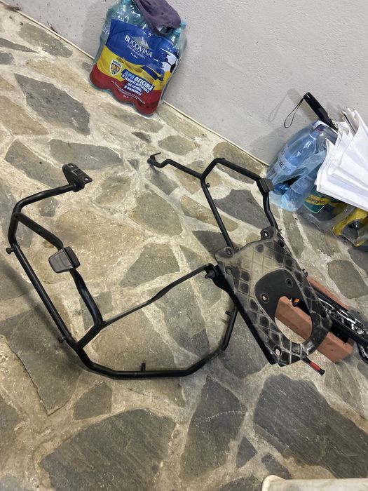 Side case bmw f 800 gs , genti laterale cu suport moto Givi