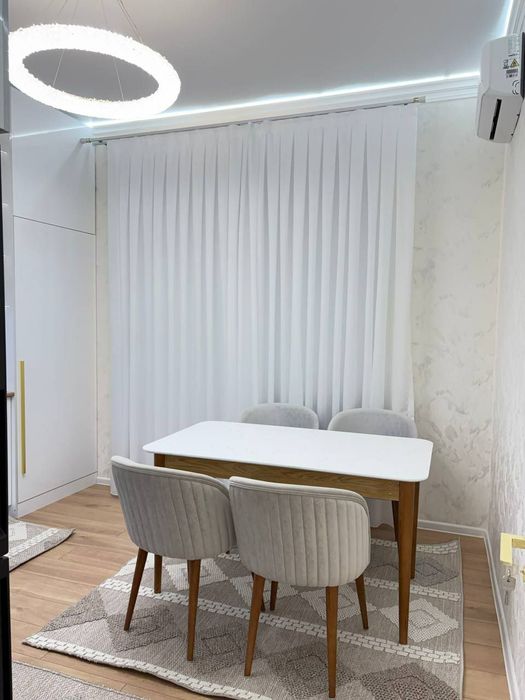 Квартира продаётся новостройка Чиланзар Ц квартал 3/4/8 меб тех