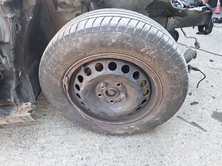 Anvelope de vara R15 LASSA REVOLA 195/65 DOT 5024