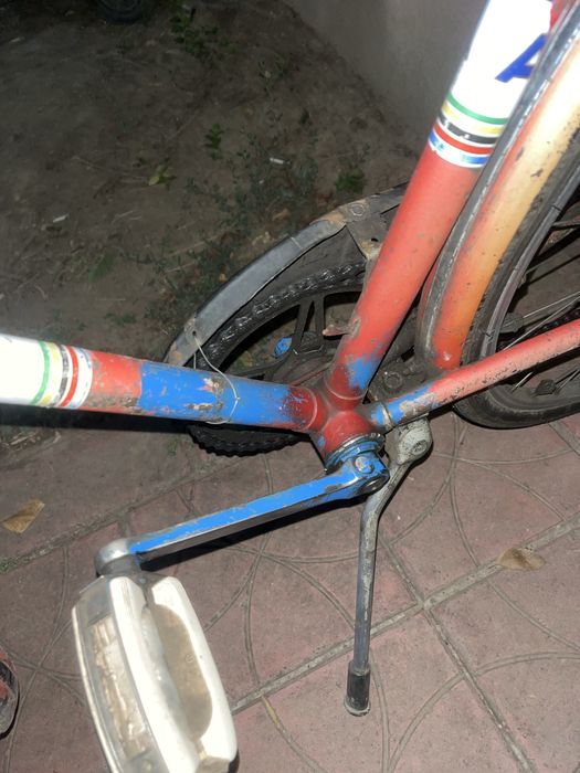 Vand bicicleta atala cu schimbaror