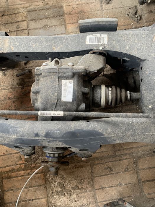 Grup / Diferențial spate BMW Seria 3 4 F30 F31 F32 F34 F36 : 7589481