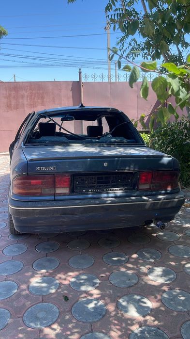 Митсубиши Галант