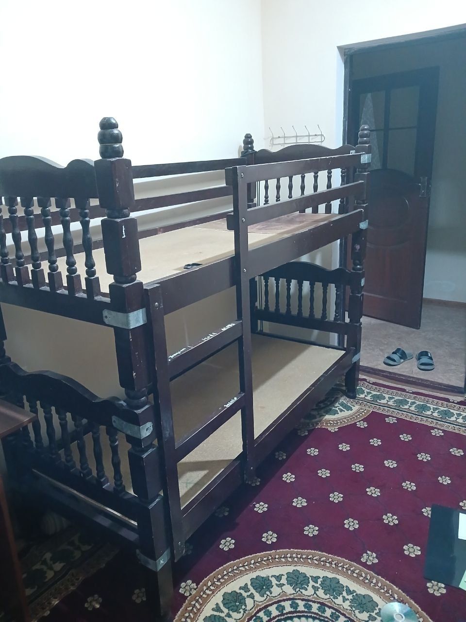 Кровать двухъярусная