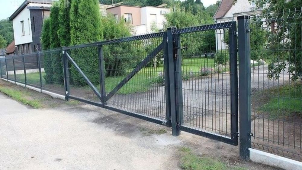 Vând garduri si porți din plasa burdurata