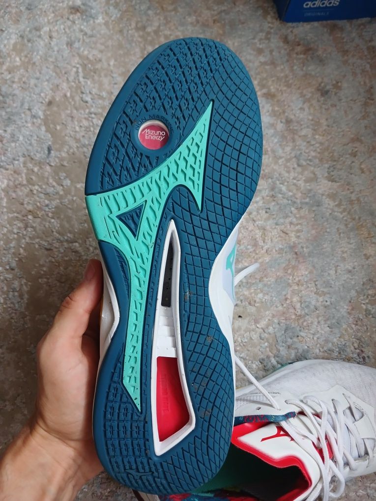 Adidas Mizuno wave stealth neo 44