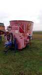 Mixer furajer animale