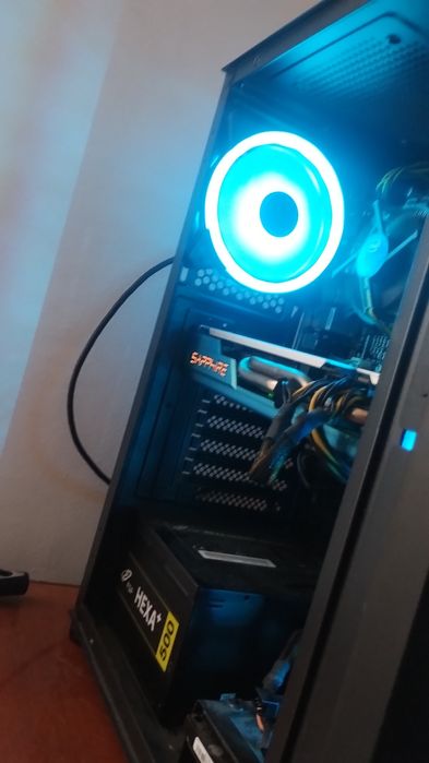 Vând/shimb PC gaming rx580 8 gb