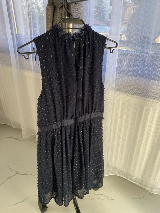 Дамски рокли нови два цвята син и розов