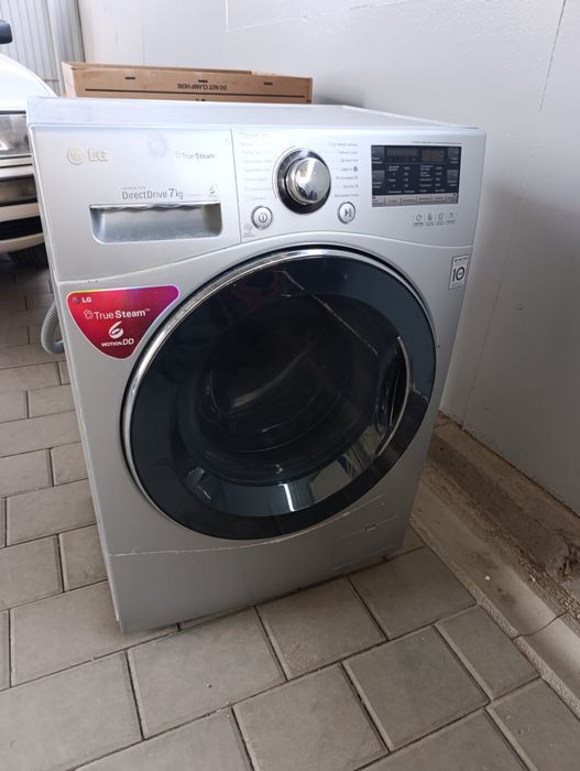 Продам стиральную машину LG