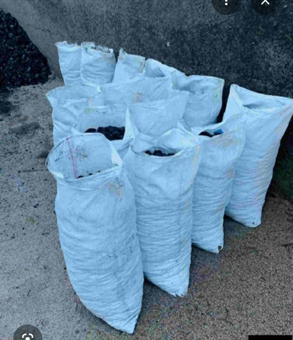 Уголь в мешках (каражыра)