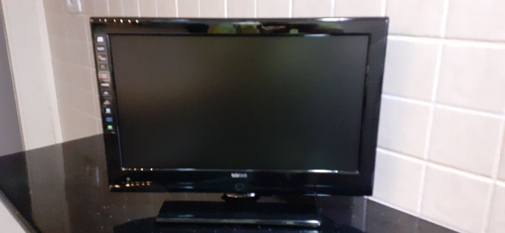 TV LCD Teletech 48 cm