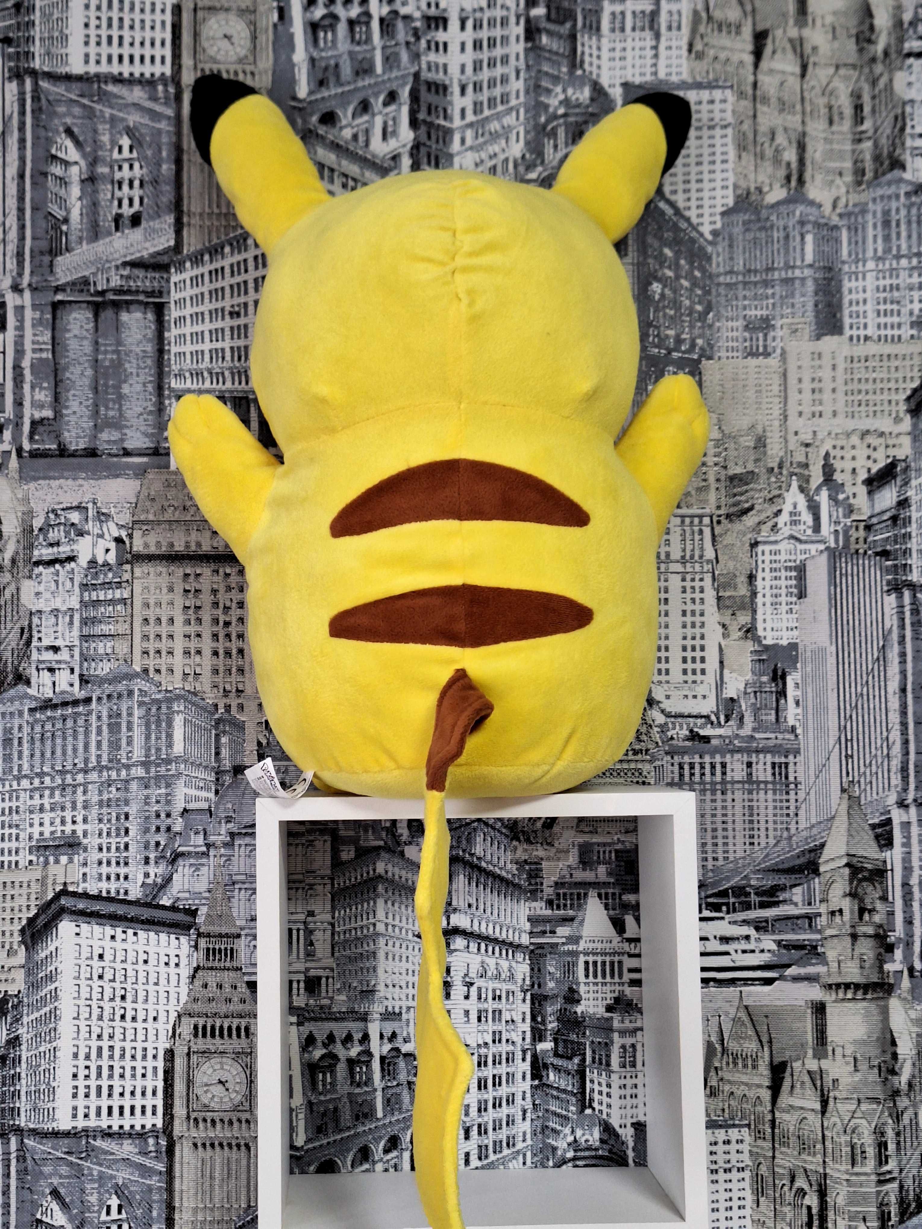 Оригинален голям TOMY Pokémon Pikachu plush, 50см.